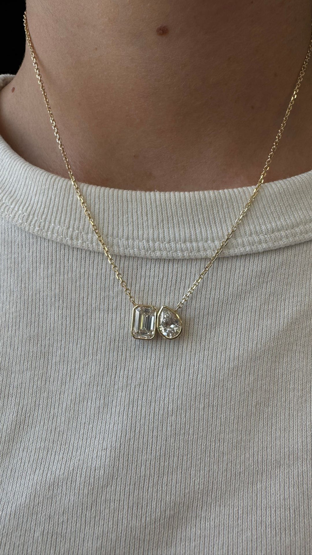 white moissanite gemstone close-up