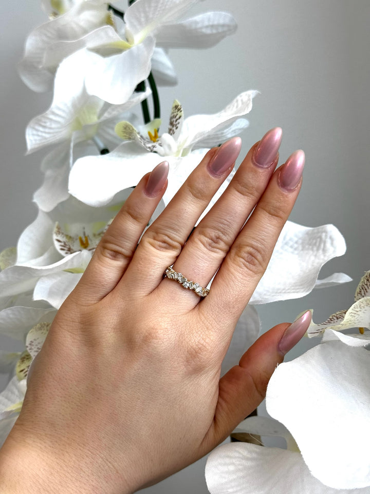 Round and Baguette Shape Lab Grown Diamond Offset Band