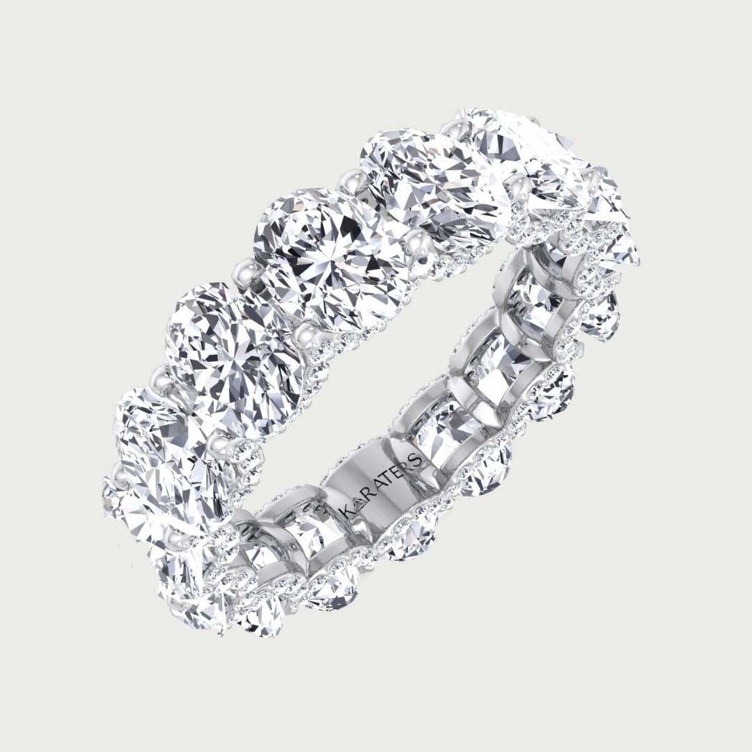 Diamond ring with 'Karat' branding on a light gray background
