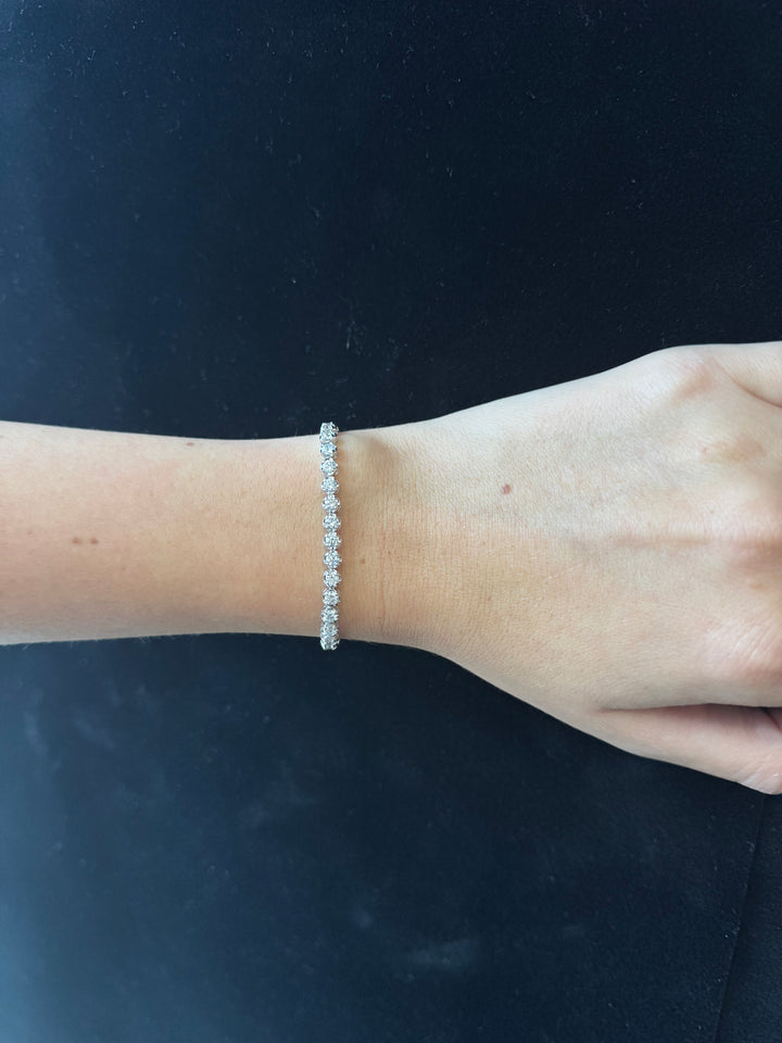 Buttercup Illusion Setting Round Cut Lab-Grown Diamond Tennis Bracelet 14K Solid Gold