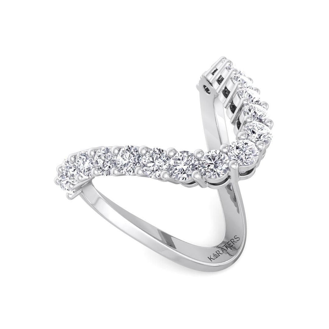 Round Shape Lab Grown Diamond Vanki Ring