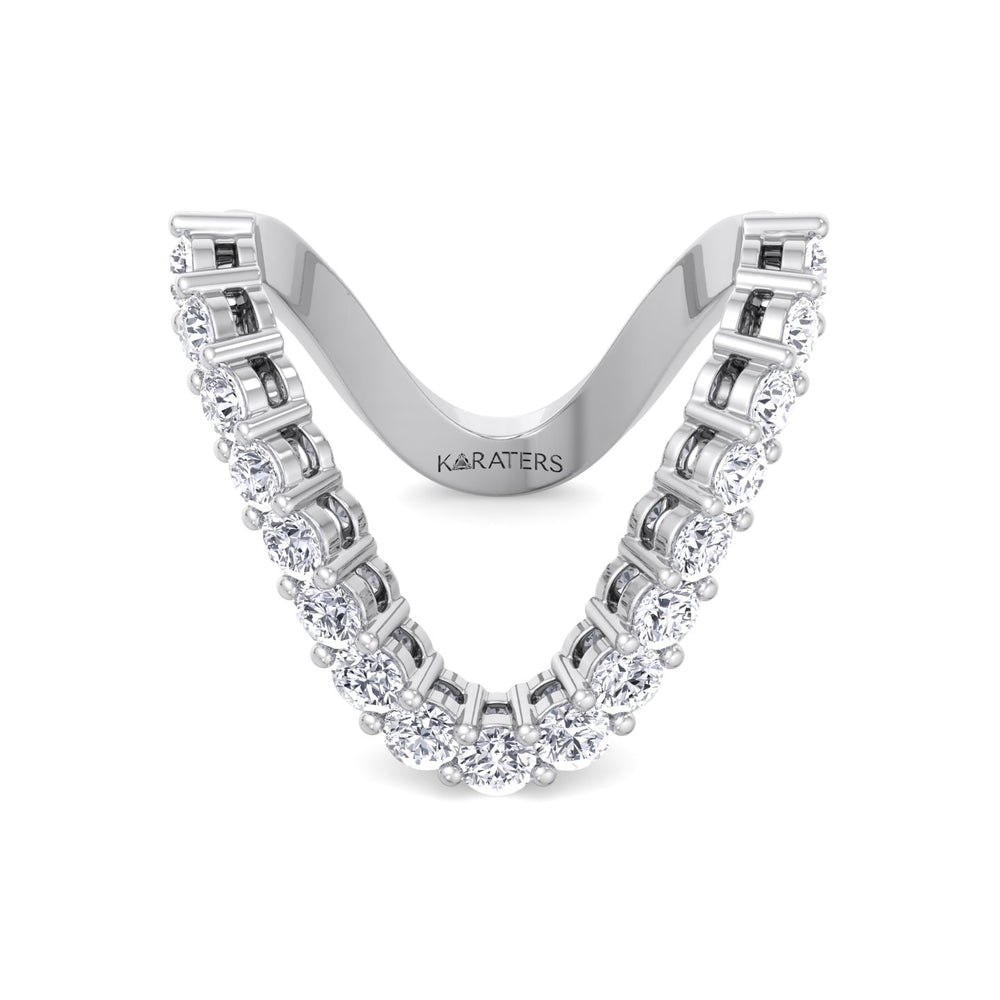 sparkling white moissanite gem