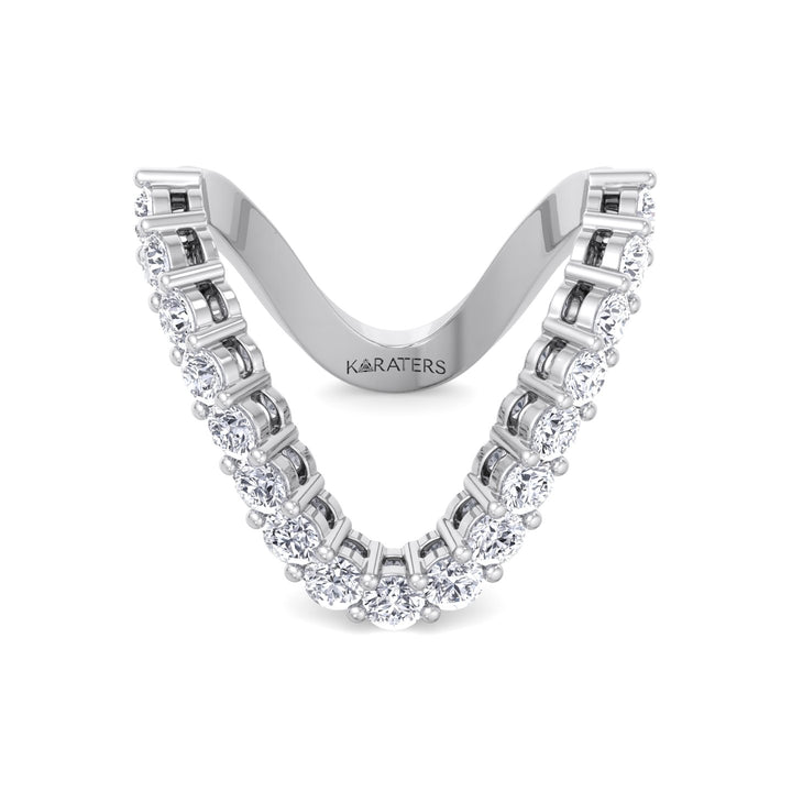 sparkling white moissanite gem