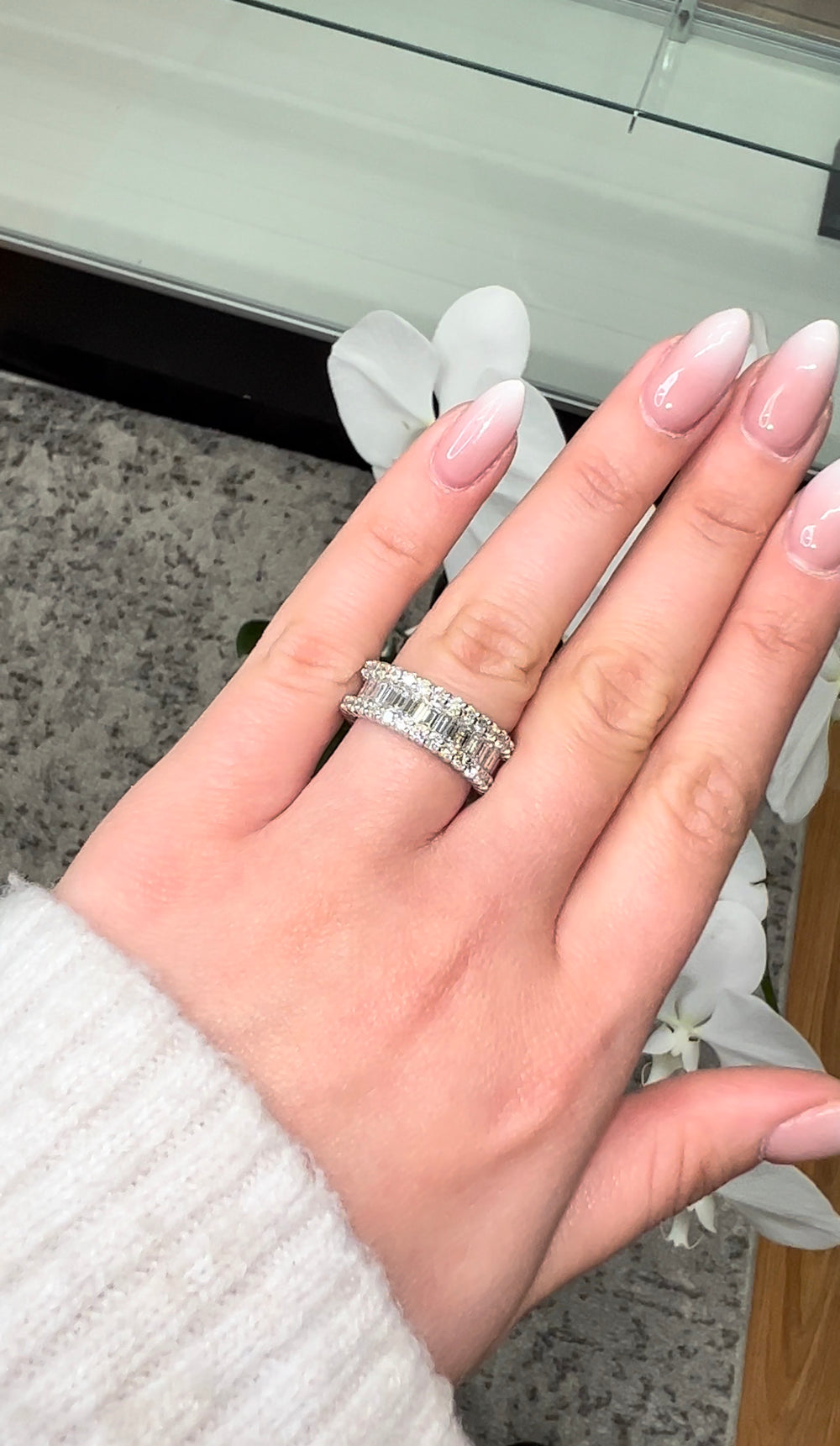 Ávila-Baguette and Round Cut Lab Diamond Eternity Band, Female, Top