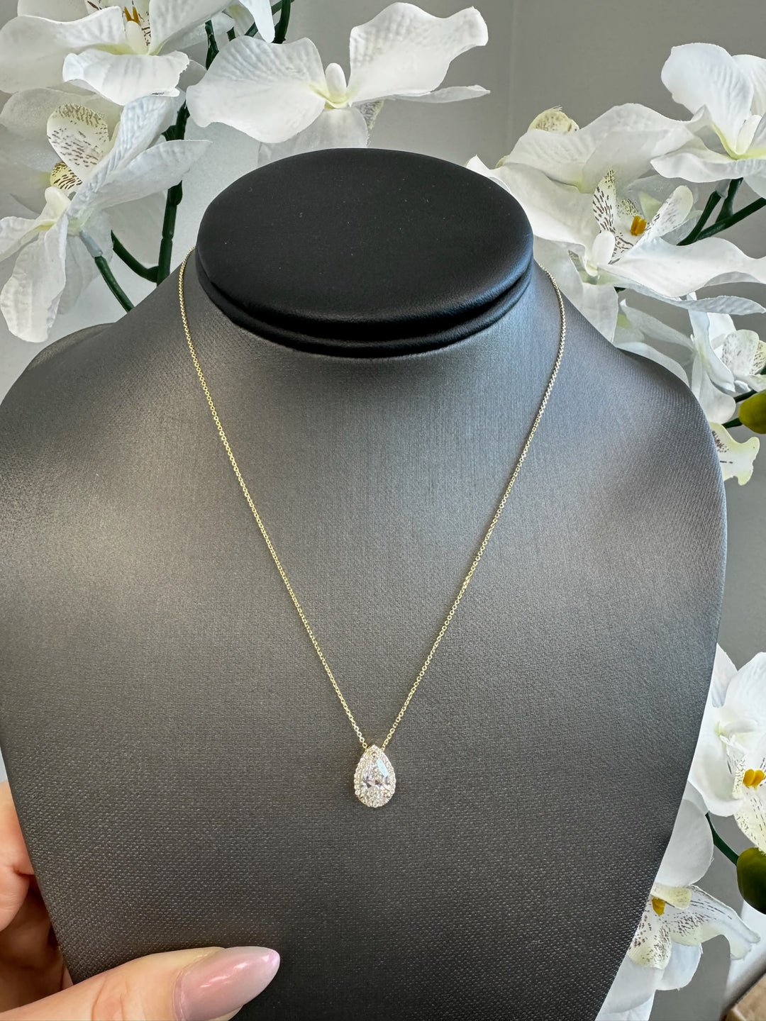 1.3CT Pear Shape Halo Lab Grown Diamond Pendant, Yellow 