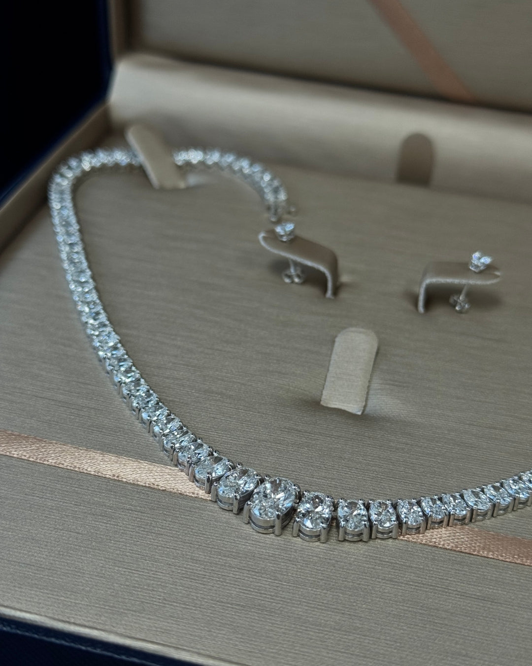 Oval Cut Graduated Lab Grown Necklace 14K Solid Gold