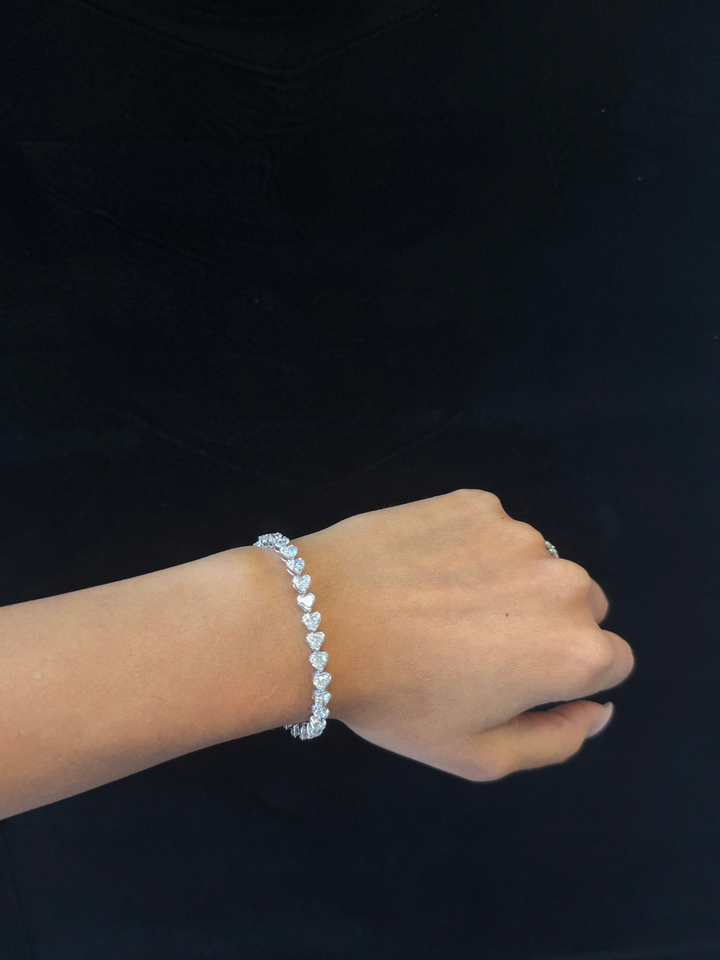 East to West Heart Shape Lab Grown Diamond Tennis Bracelet in 18K Solid Gold