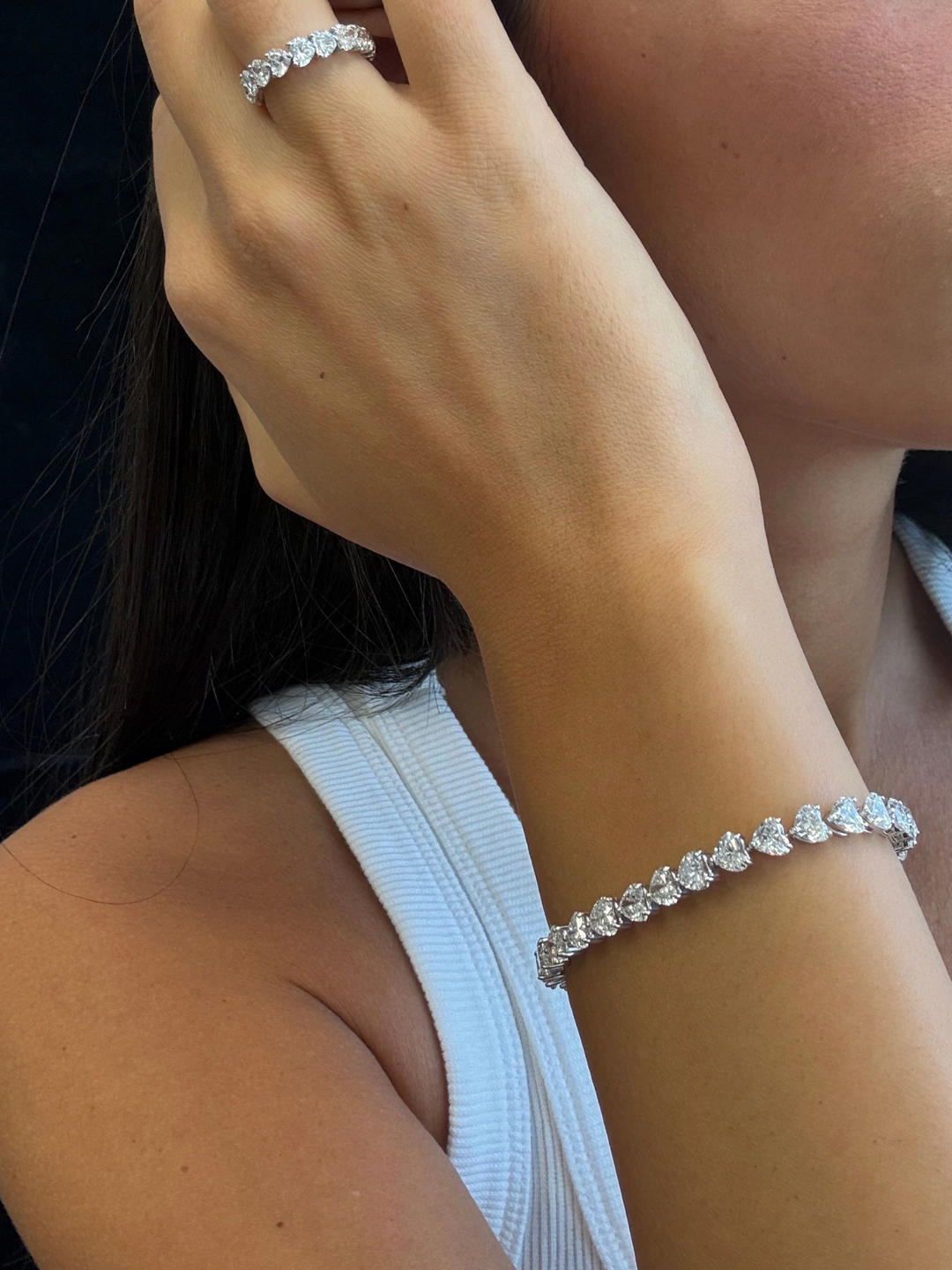 East to West Heart Shape Lab Grown Diamond Tennis Bracelet in 18K Solid Gold