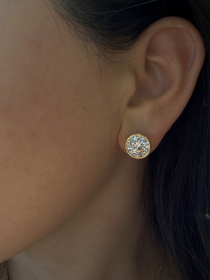 Bezel Set Round Cut Lab-Grown Diamond Studs
