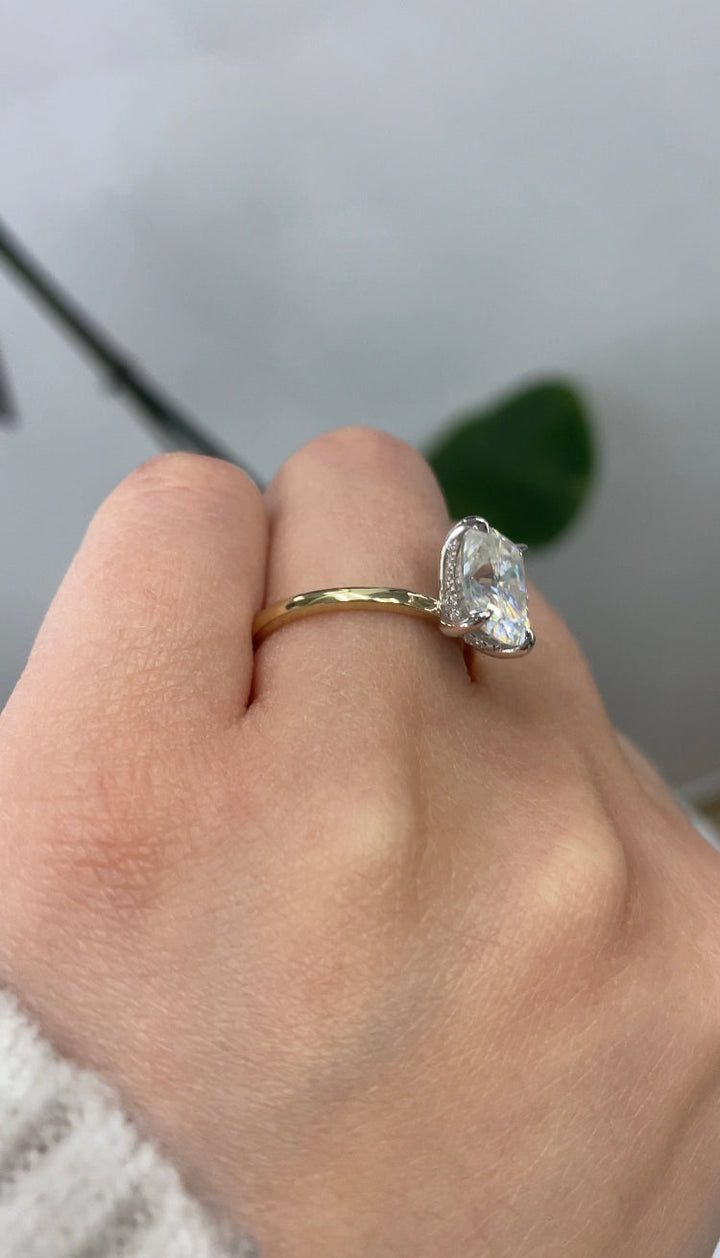 Alea Elongated Cushion Solitaire Lab Diamond Gold Ring 4CT, Female Hand