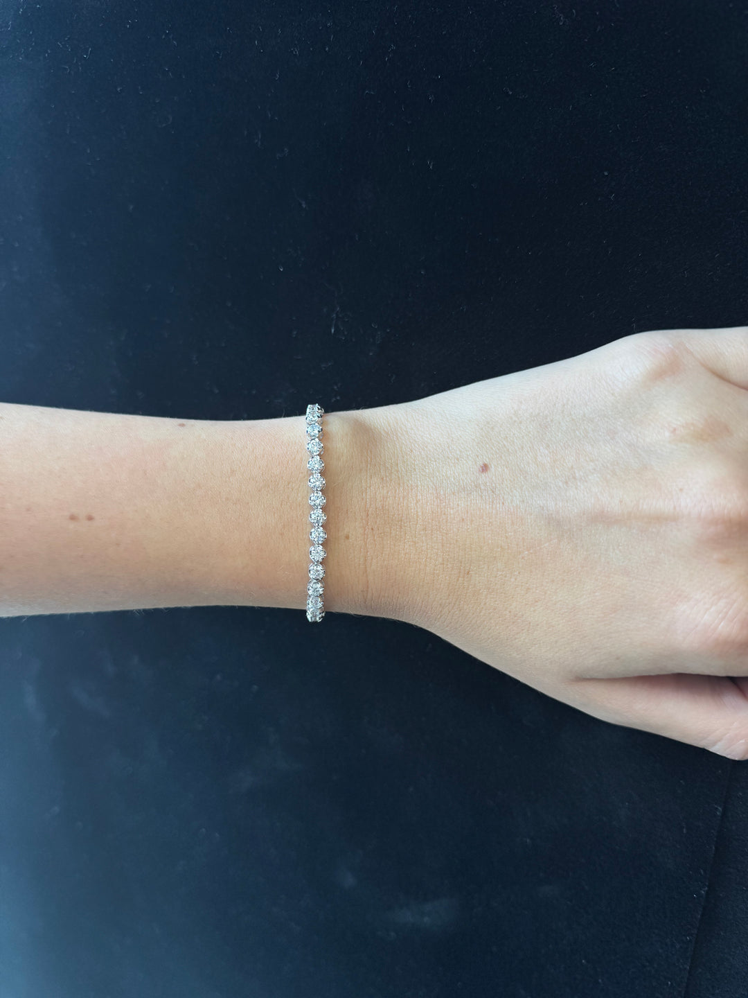 Buttercup Illusion Setting Round Cut Lab Diamond Tennis Bracelet 14K Gold, 