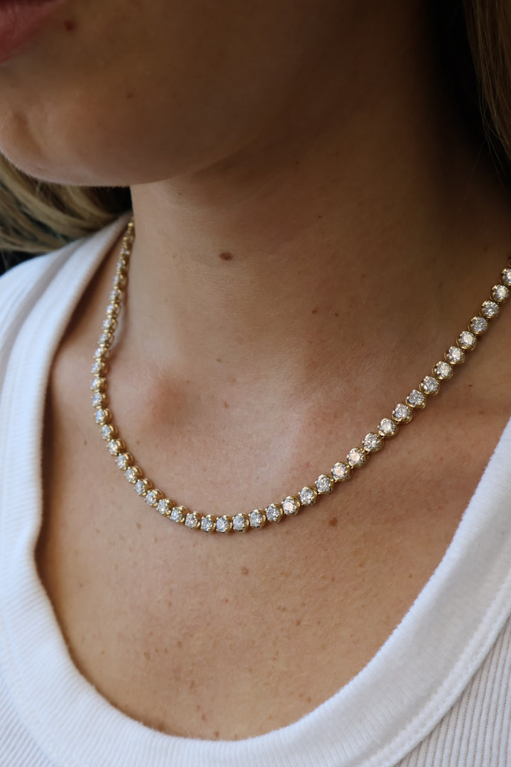 Illusion Set Round Shape Lab Grown Diamond Tennis Necklace 18K Solid Gold