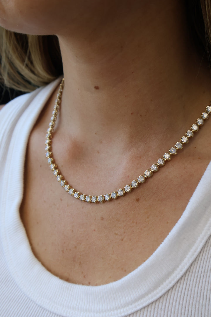Illusion Set Round Shape Lab Grown Diamond Tennis Necklace 18K Solid Gold