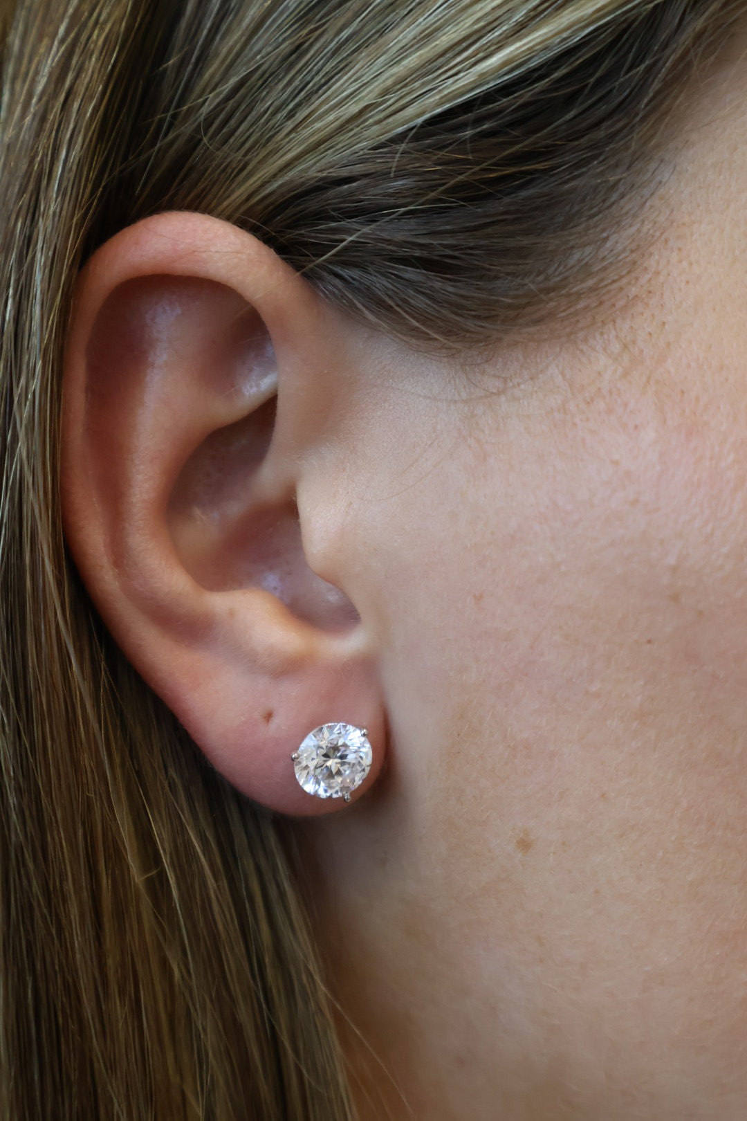 Round Shape Martini Style Lab Grown Diamond Studs