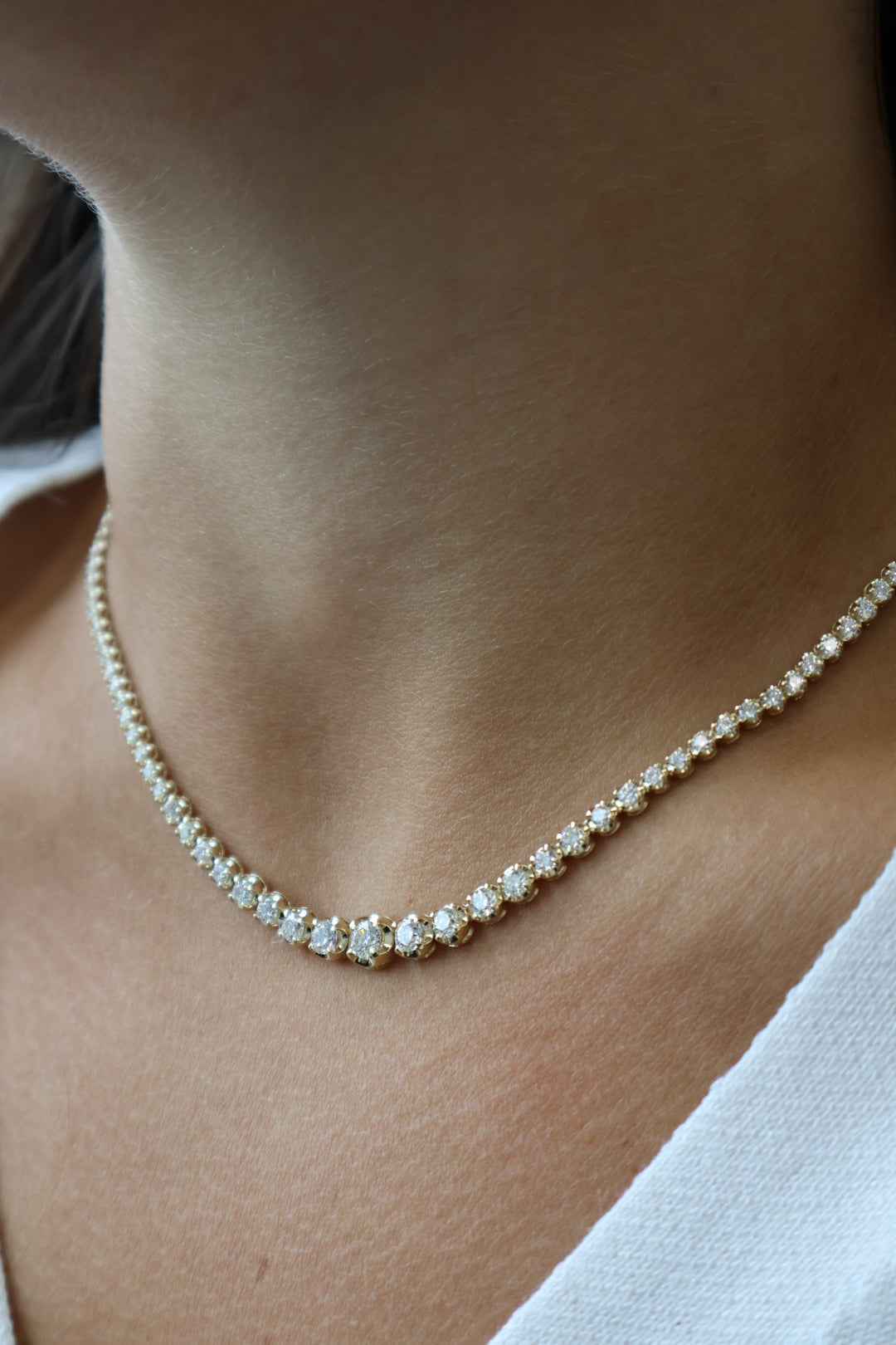 Buttercup Illusion Set Graduated Lab Grown Diamond Tennis Necklace 14K Solid Gold