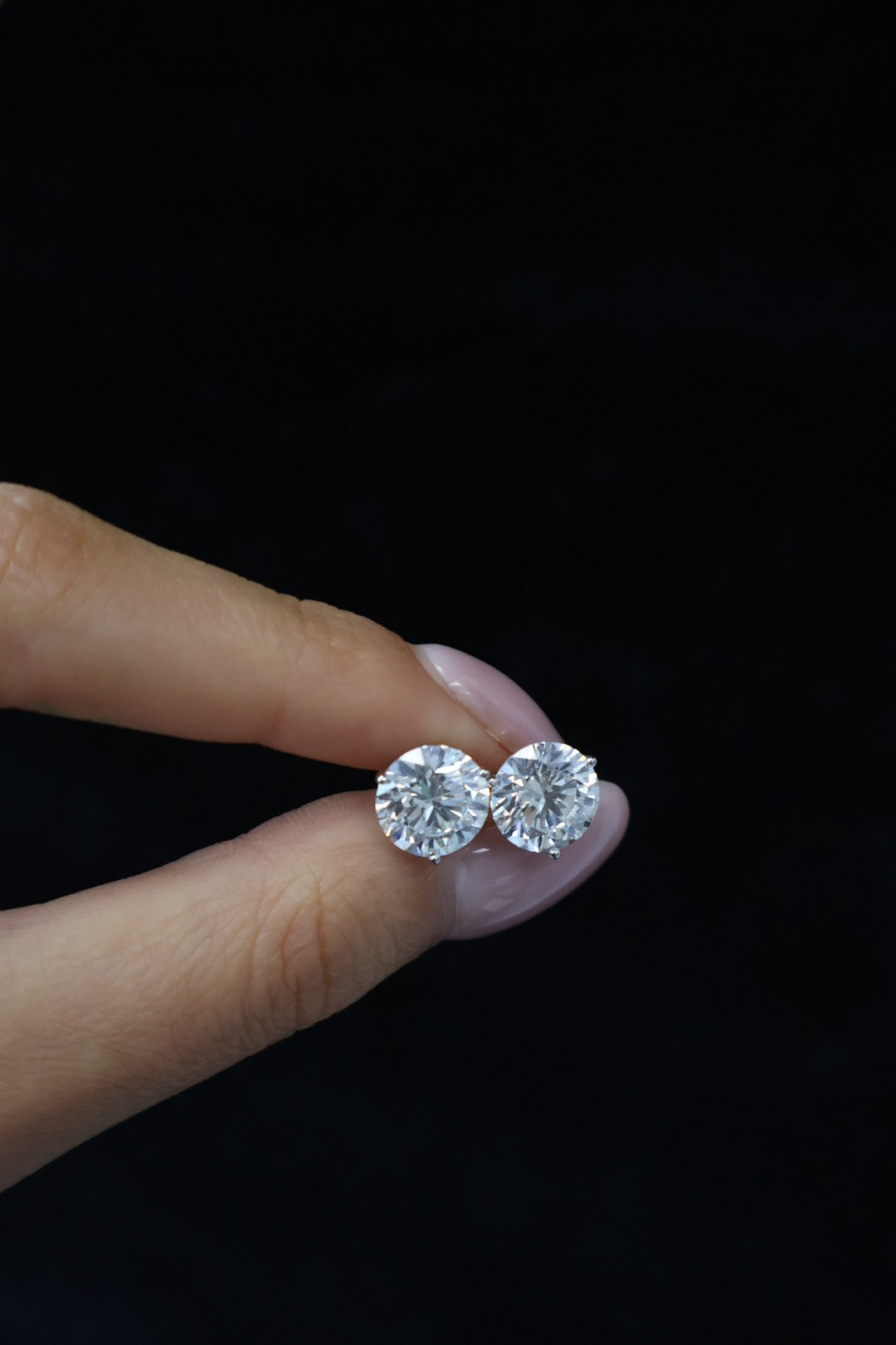 Round Shape Martini Style Lab Grown Diamond Studs