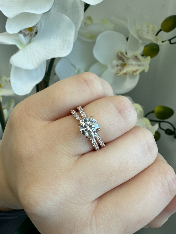 Lelystad - Round Lab Diamond Engagement Ring, Rose Gold, Female Hand, Top