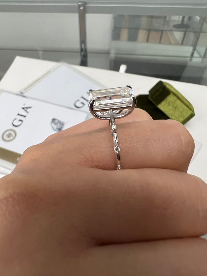 Multi-Stone Emerald Lab Diamond Thin Band Ring White