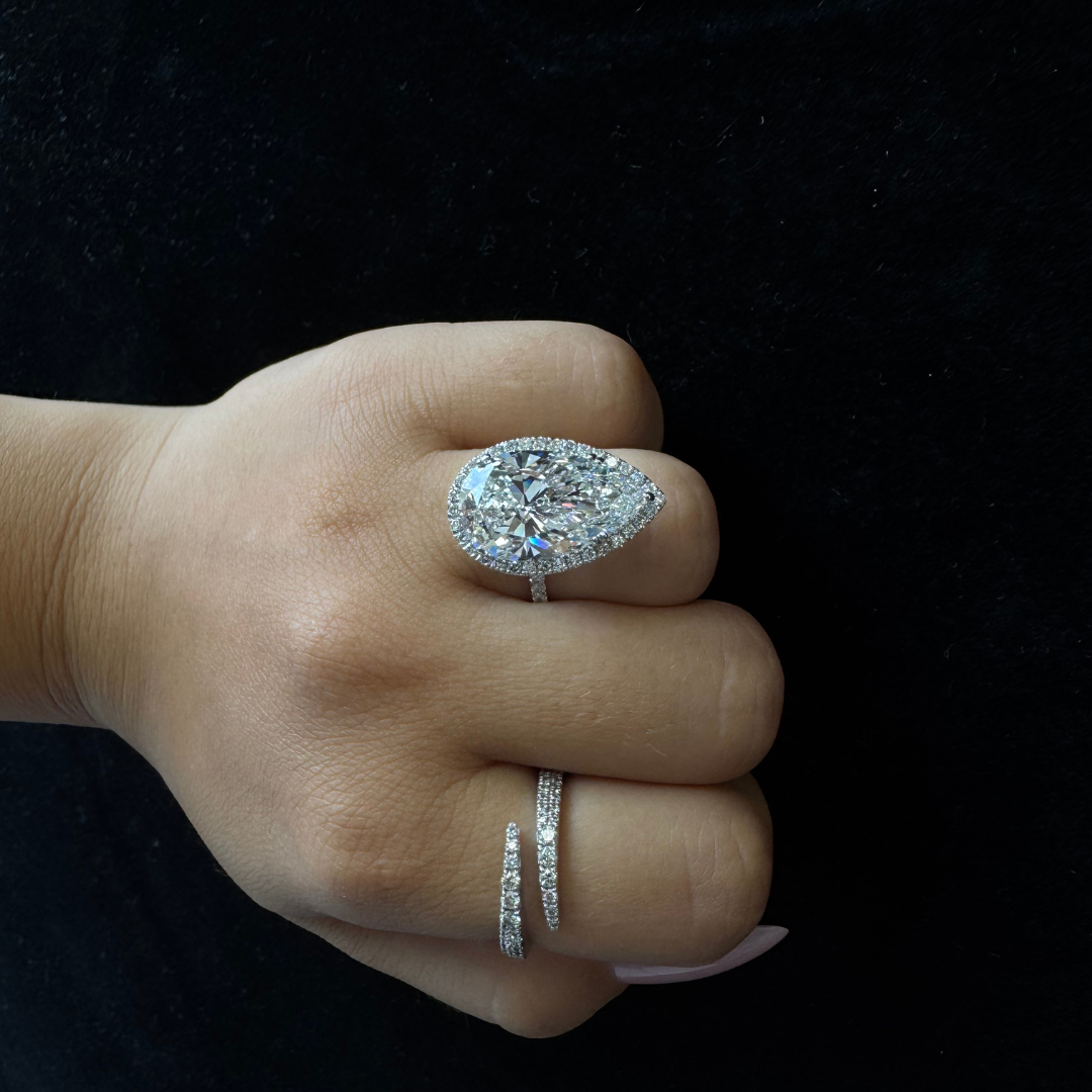 Pear Shaped Lab Grown Diamond Solitaire Engagement Ring with Halo & SideStones