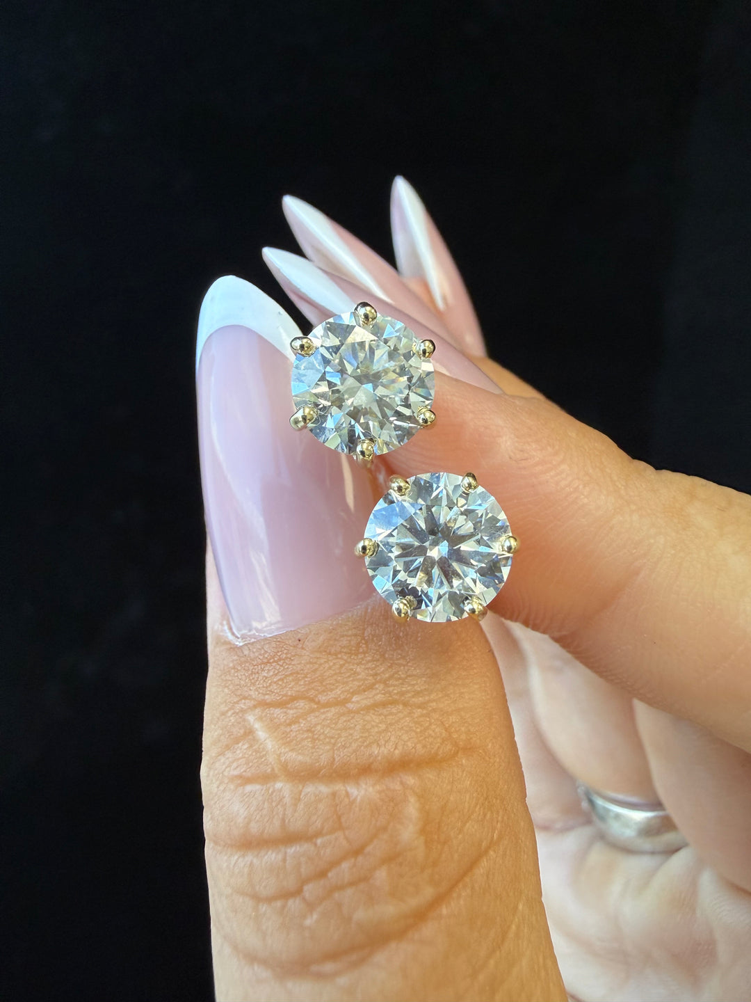 6-Prong Round Cut Lab Grown Diamond Studs