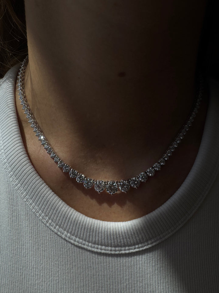 Riviera Graduated Style Lab Diamond Tennis Necklace 18K Gold, Close Up