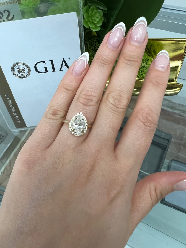 Willa - Halo Pear Lab Diamond Ring Plain Band