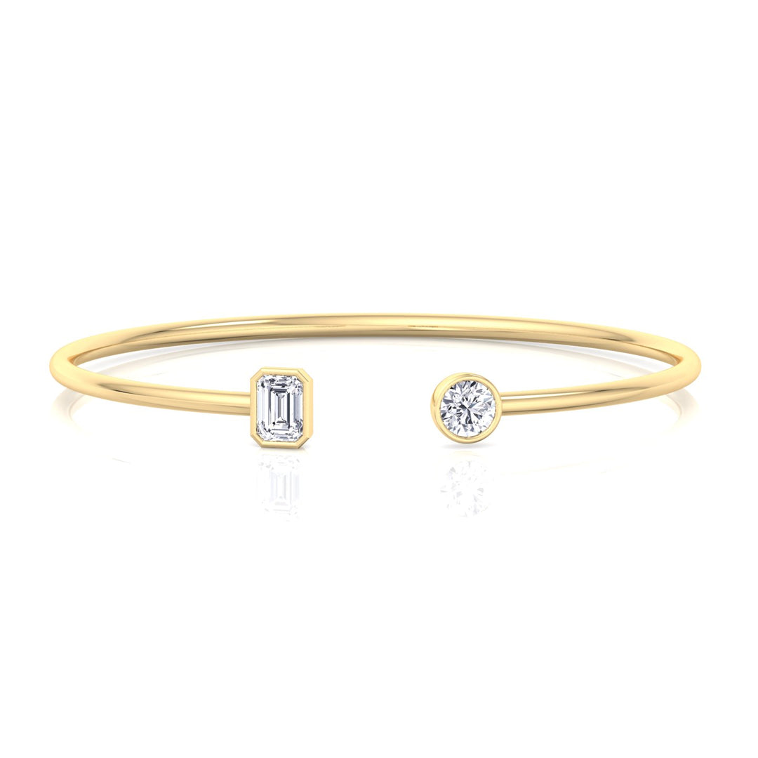 Flexible Gold Toi Et Moi Bangle with Emerald & Round Shape Lab Grown Diamonds Yellow