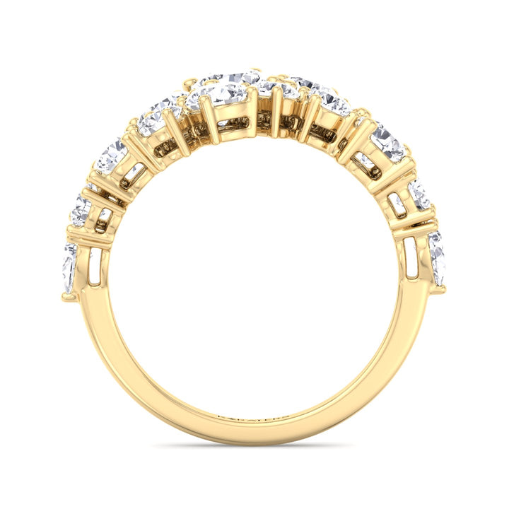 Clustered Graduated Round Shape Lab Grown Diamond Ring Yellow Gold