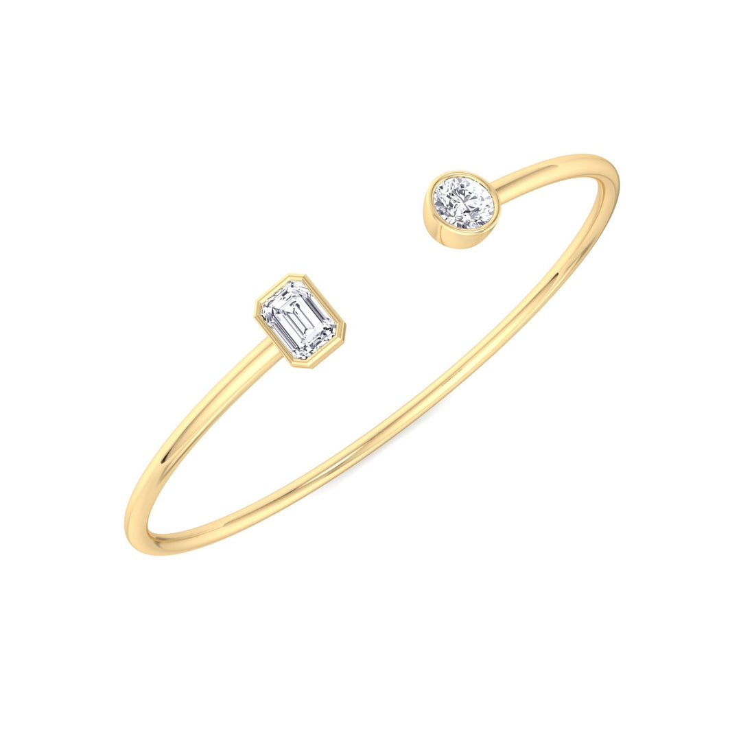 Flexible Gold Toi Et Moi Bangle with Emerald & Round Shape Lab Grown Diamonds Yellow 18K