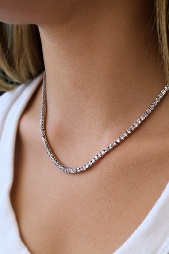 a 4-Prong Lab-Grown Diamond Tennis Necklace