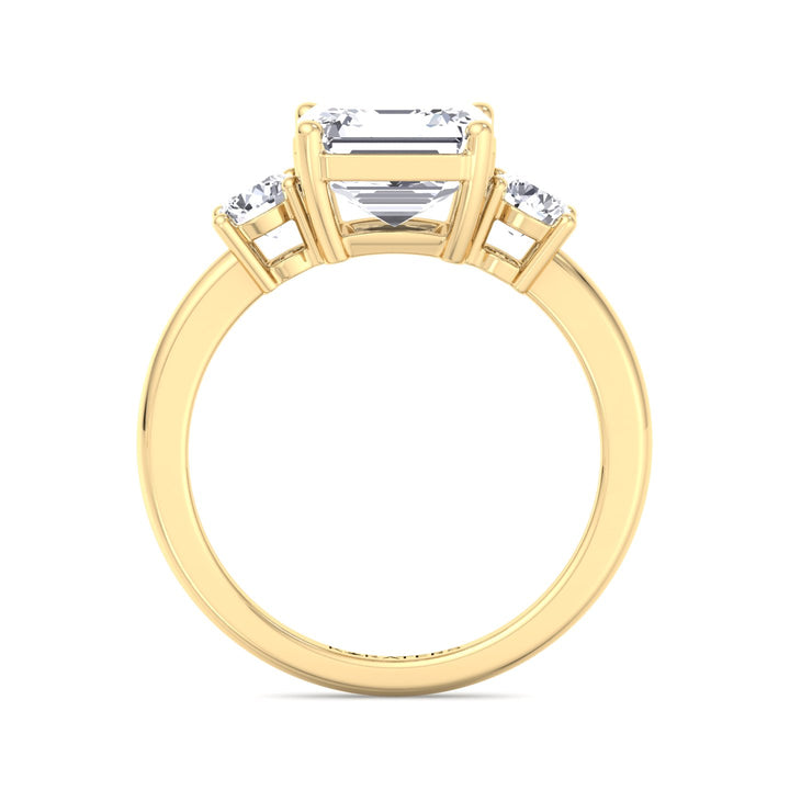 Maulbeere - Asscher Solitaire Lab Diamond Ring Round SideStones